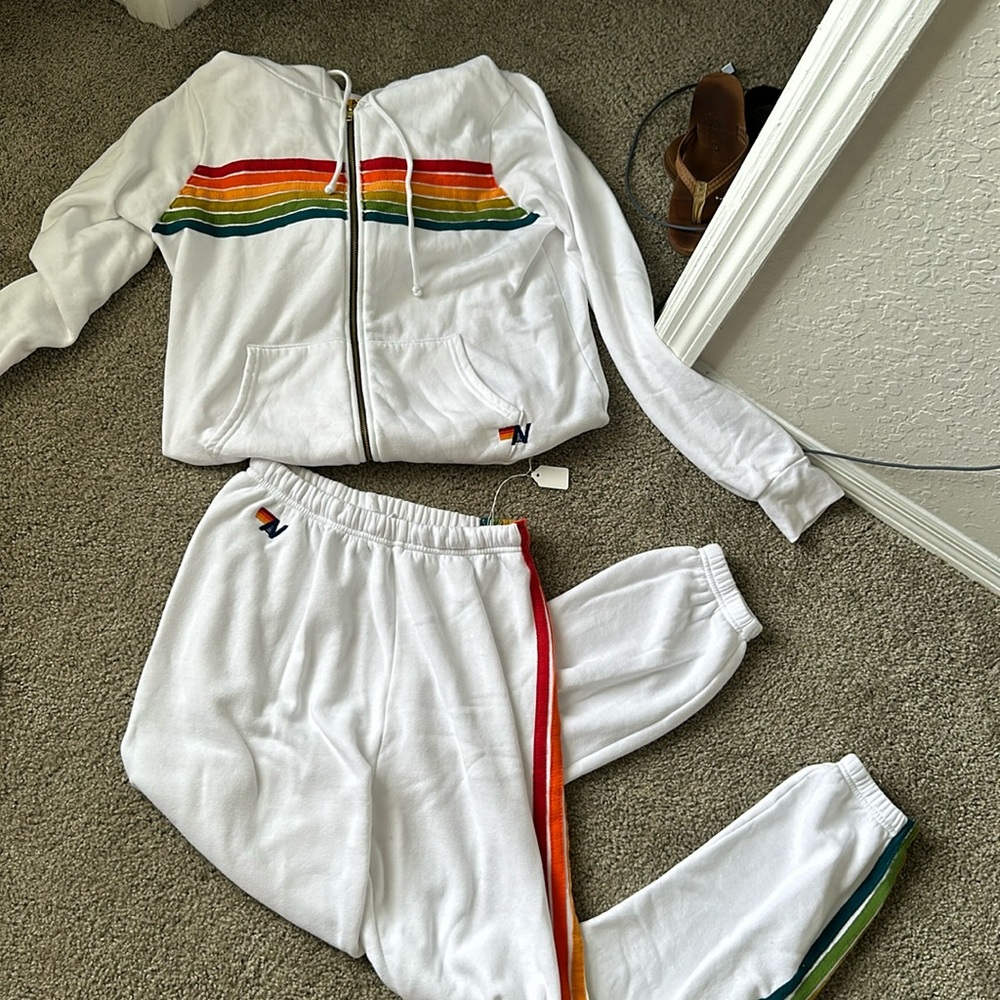Brand new aviator nation sweat set!
